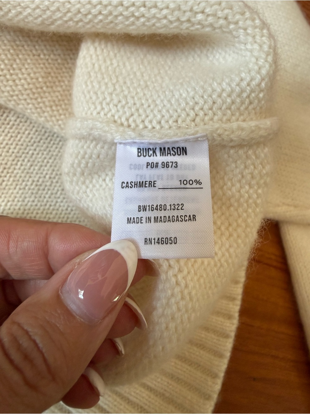 Buck Mason 100% Cashmere Crewneck Sweater Natural Size Medium - Picture 10 of 13